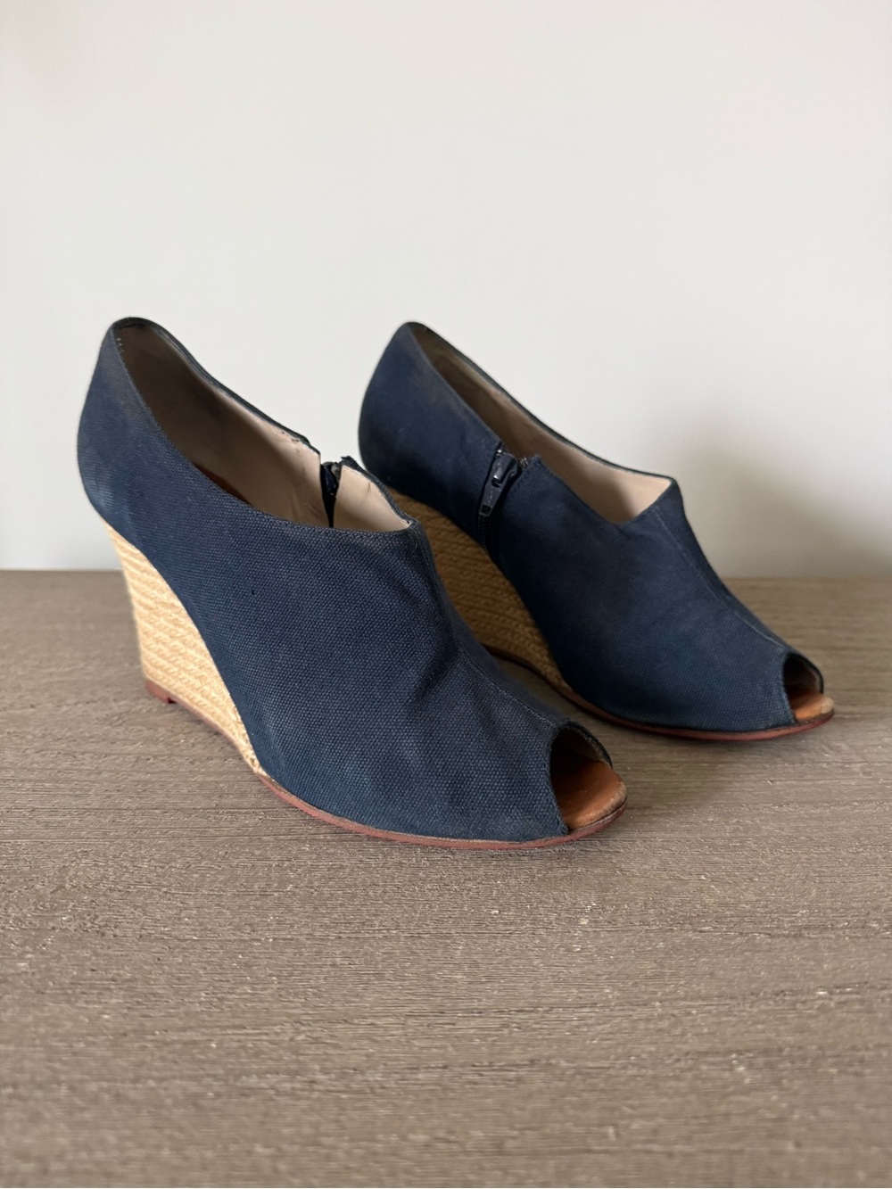 Christian Louboutin Corazon Navy Canvas Espadrille Wedge Peep-Toe Heels Size 39